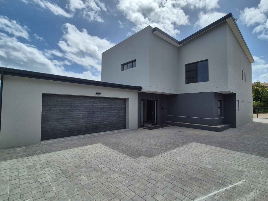 4 Bedroom Property for Sale in Dana Bay Western Cape